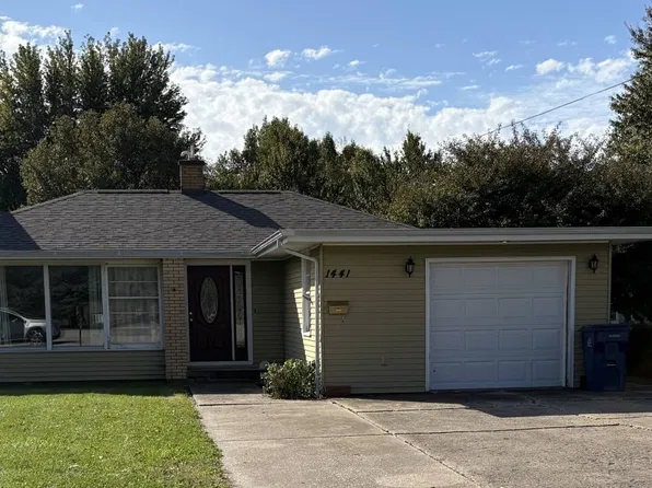 1441 E 3rd Ave #61462, Monmouth, IL 61462