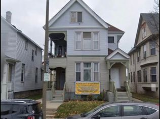 939 N 17th St #2, Milwaukee, WI 53233