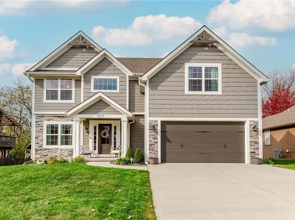 9037 SW 10th St, Blue Springs, MO 64064