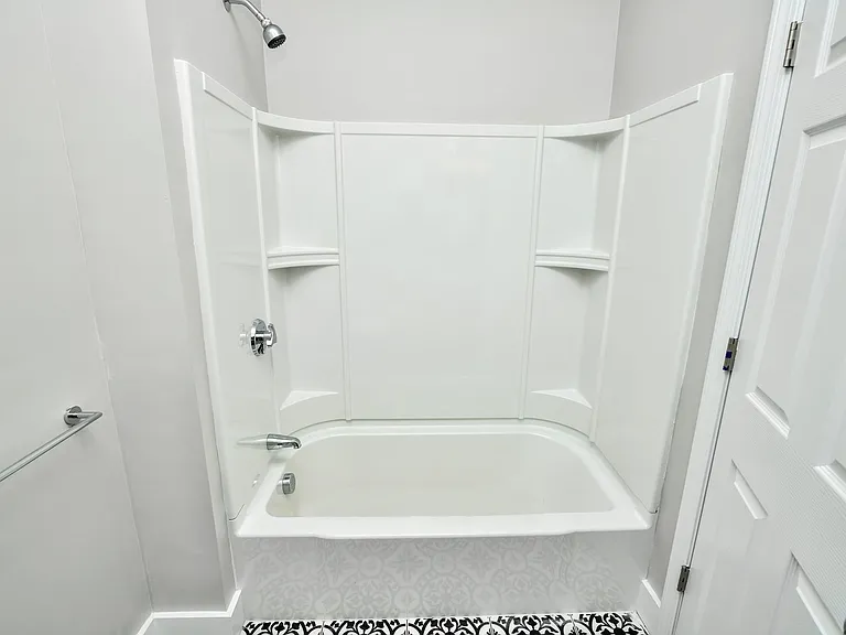 63 Clifford St #1 — Photo 8