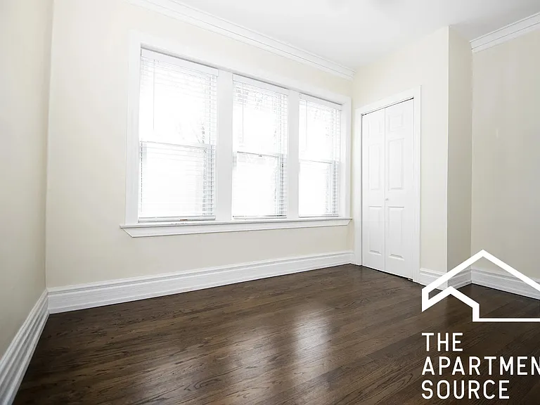 3703 N Hoyne Ave #3 — Photo 6