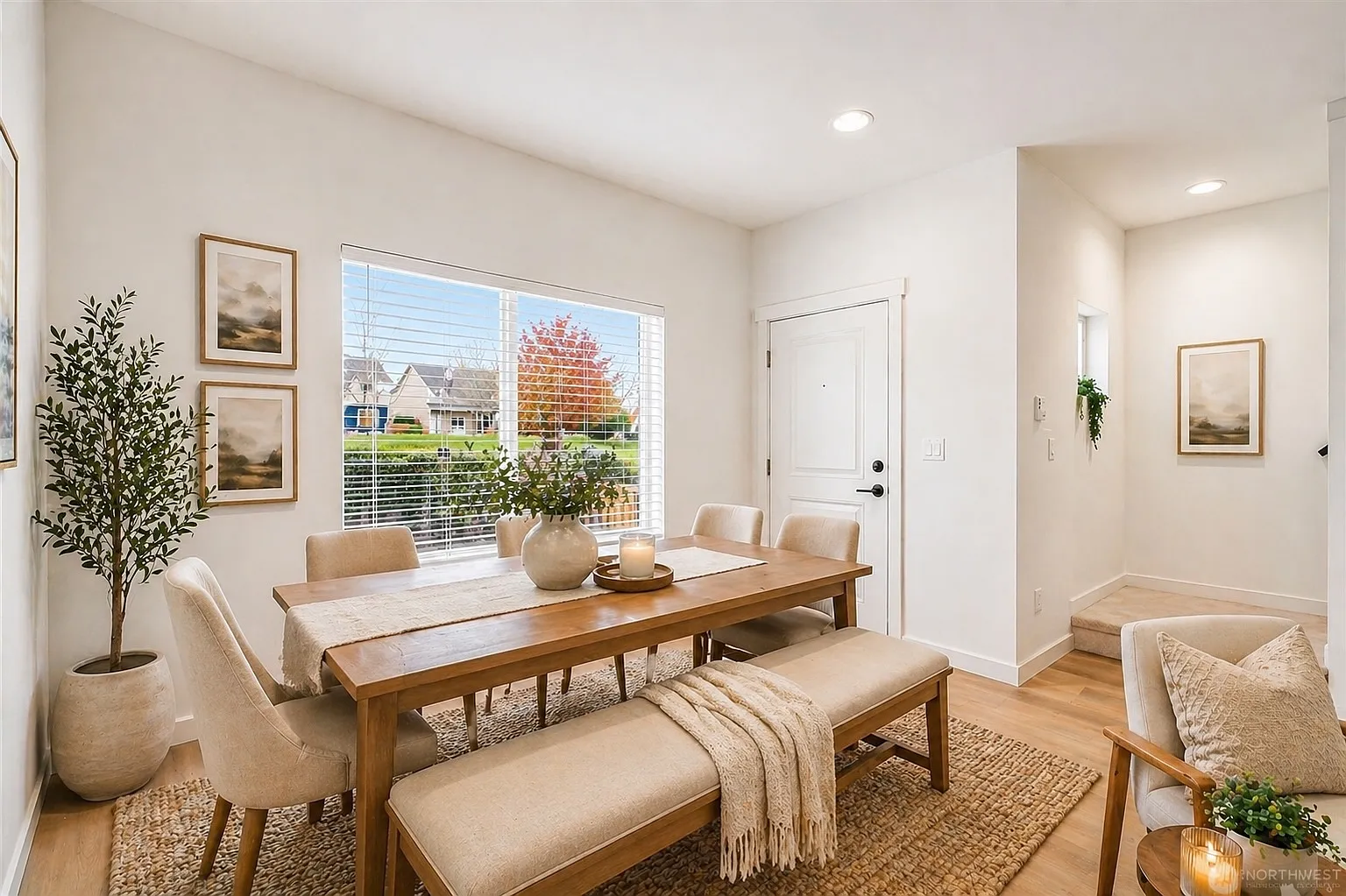 4 bed, 1500 sqft, $3,000 — Photo 2