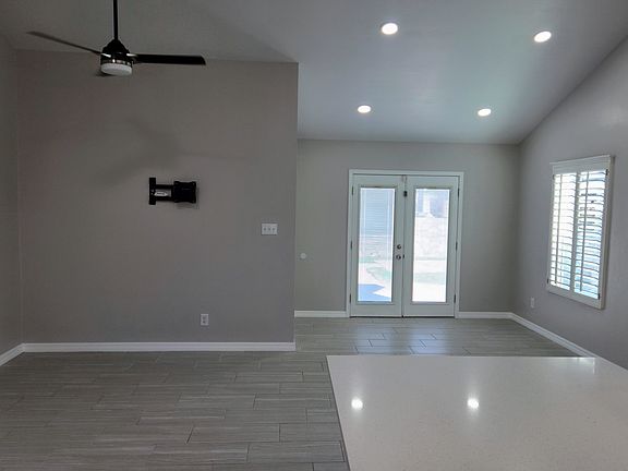 3rd image of 11589 Stockmeyer Dr