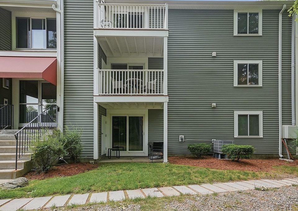 1st image of 11 Silver Hill Ln APT 6