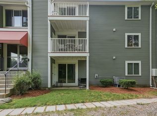 11 Silver Hill Ln APT 6, Natick, MA 01760