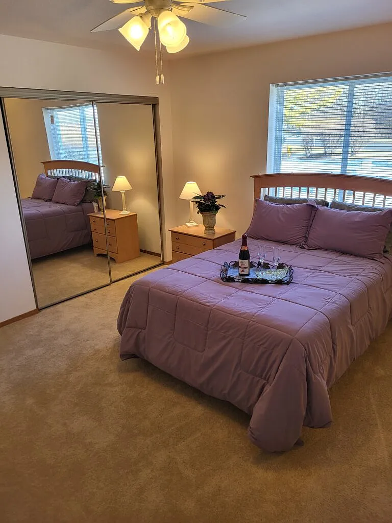 1784 Sanctuary Ct — Photo 2