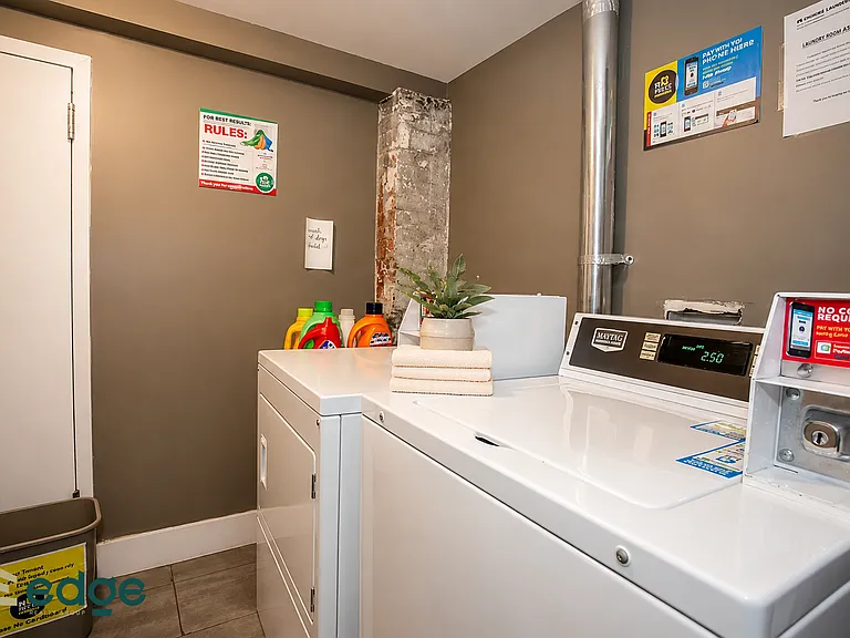 35 Rogers Ave #1F — Photo 7