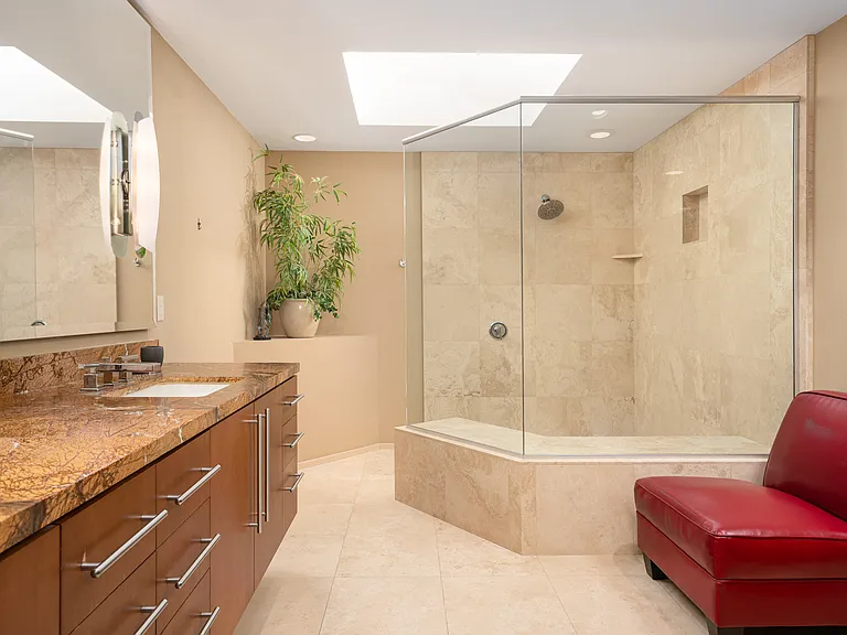 52 Princeton Dr — Photo 23