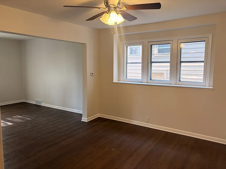 296 Crestwood Ave #1 — Photo 4