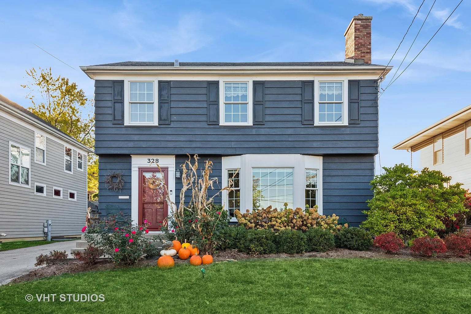 328 Taylor Ave photo 1