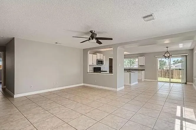 3 bed, 1520 sqft, $1,650 — Photo 4