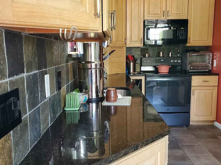 1 Thornapple Rd — Photo 9