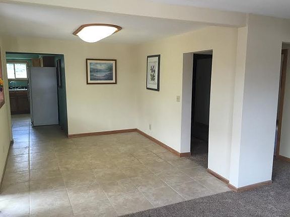 5th image of 4747 N 117th St