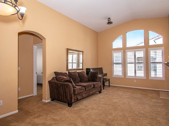 4th image of 11656 Miro Cir