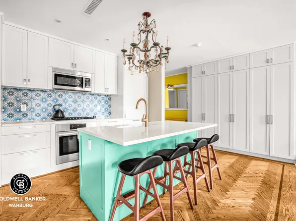 221 West 82nd Street image 3 of 11