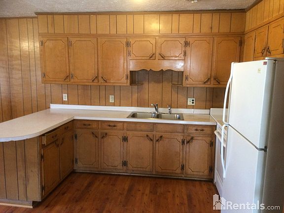 3rd image of 2318 Tinnell Ct