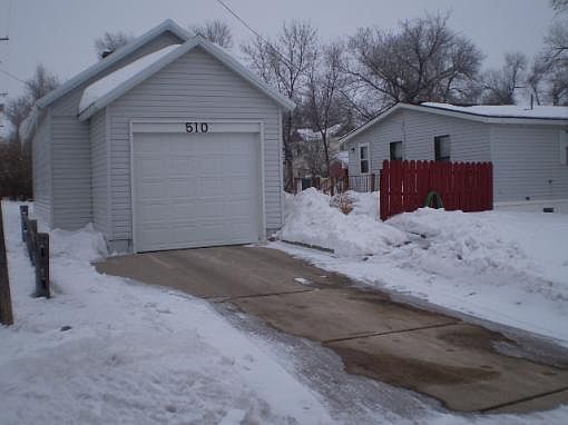 2nd image of 510 W 4th St