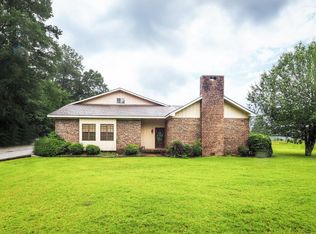 986 Morriston Rd, Petal, MS 39465