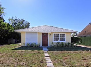 319 13th St SW, Vero Beach, FL 32962