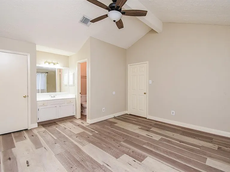 7117 Haven Creek Dr — Photo 28