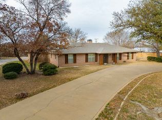 1506 W Elliott St, Breckenridge, TX 76424