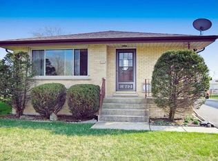 7943 W 78th St, Bridgeview, IL 60455