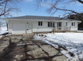 118 3rd St, Claremont, MN 55924