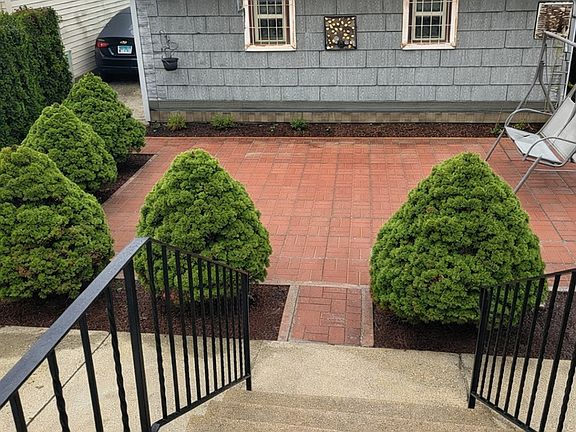 2nd image of 5716 S Campbell Ave