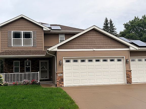 3rd image of 7432 Westfield Dr NE