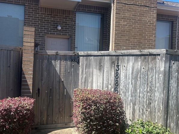 13886 Hollowgreen Dr #808, Houston, TX 77082
