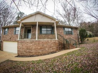 109 Hughes Dr, Russellville, AR 72802