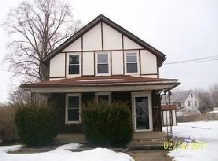 3833 Cress Rd, Cleveland, OH 44111