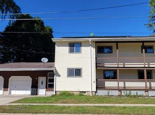 401 W 3rd St, Shawano, WI 54166