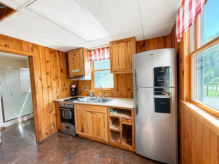 530 Cascade Valley Rd — Photo 9