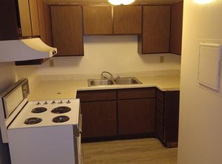 419 Franklin St APT 306, Waukegan, IL 60085