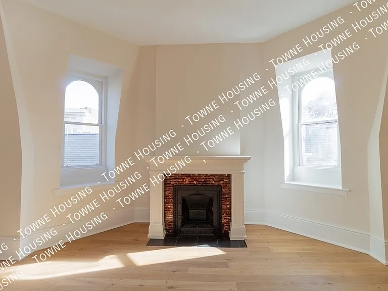 17 N Pearl St #4 — Photo 7