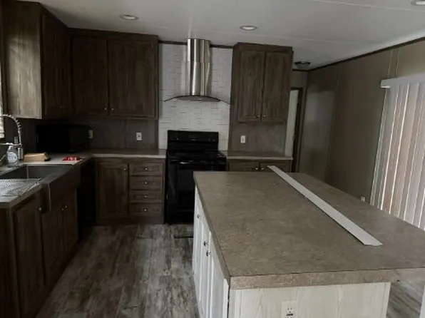 6201 Bert Kouns Industrial Loop, Shreveport, LA 71129