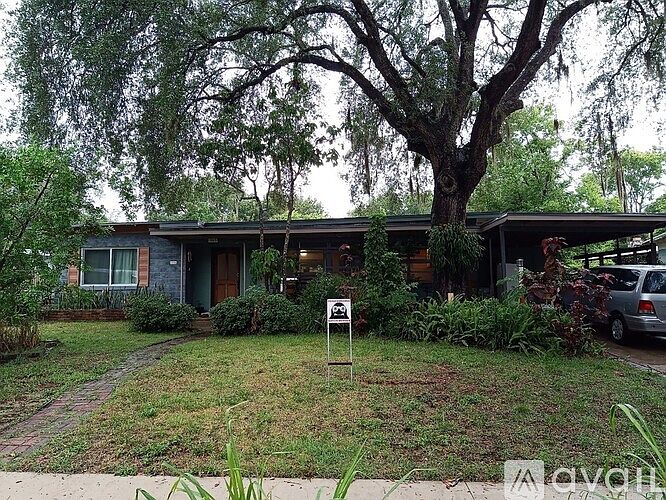 1st image of 1126 Lane Ave