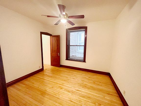 5th image of 4734 N Kildare Ave #1