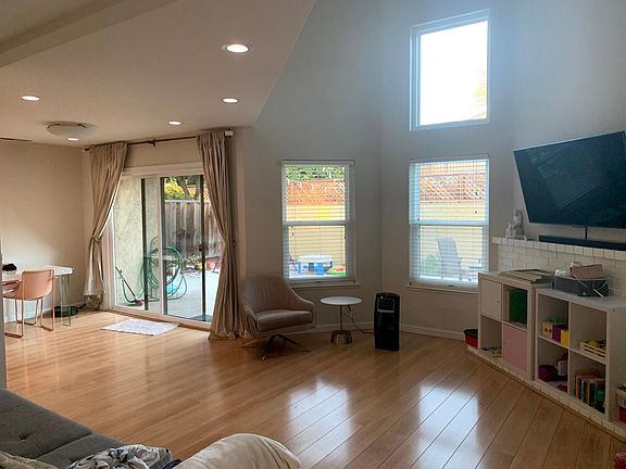 Beautiful living space with sunshine through the day!