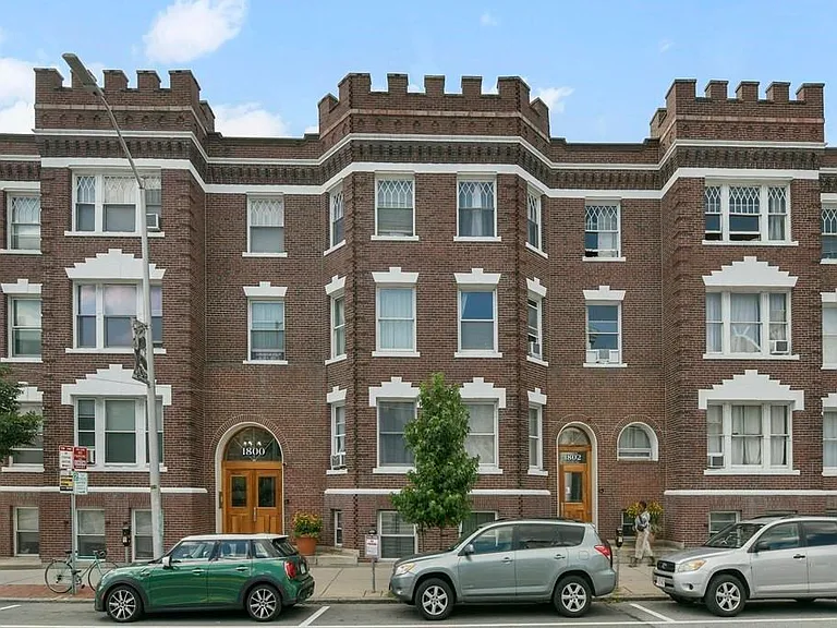 1800 Massachusetts Ave #6 — Photo 2