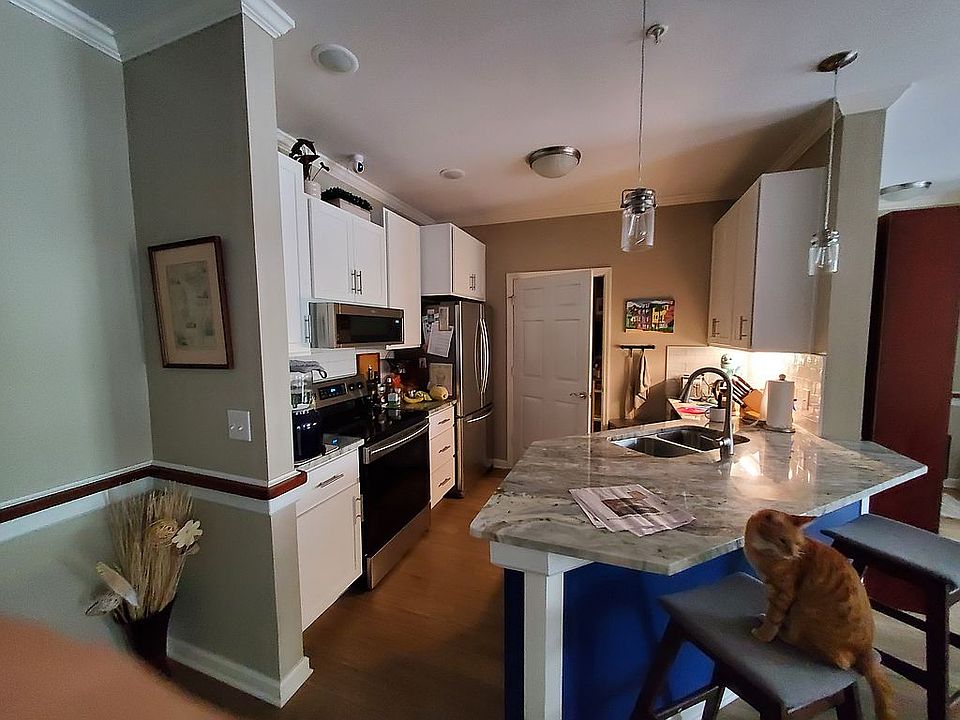 2nd image of 45 Sycamore Ave APT 925