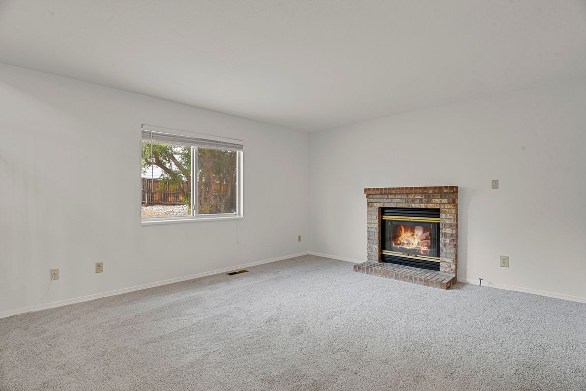 next background image