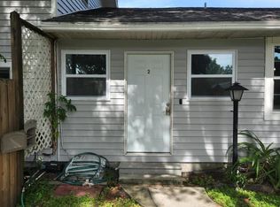 616 49th St W #2, Bradenton, FL 34209
