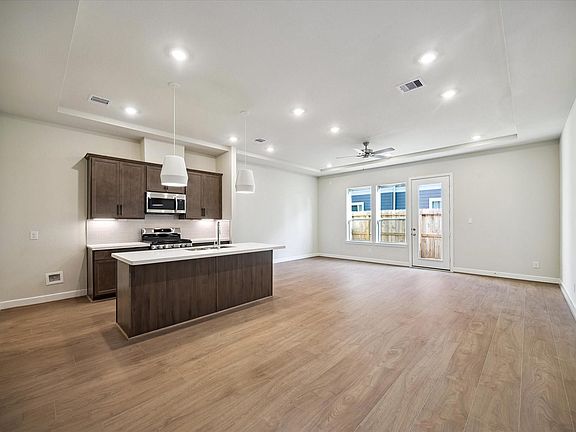 2nd image of 24409 Colonial Mound Dr
