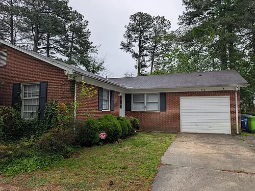612 E Millbrook Rd Photo 1