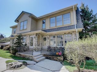 4106 N Stowell Ave #4108, Milwaukee, WI 53211