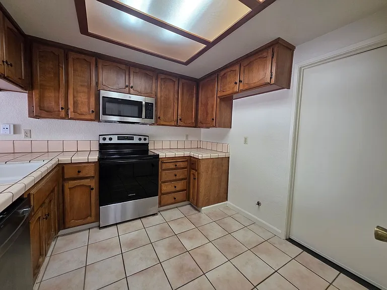 1109 E Orangeburg Ave #16 — Photo 11