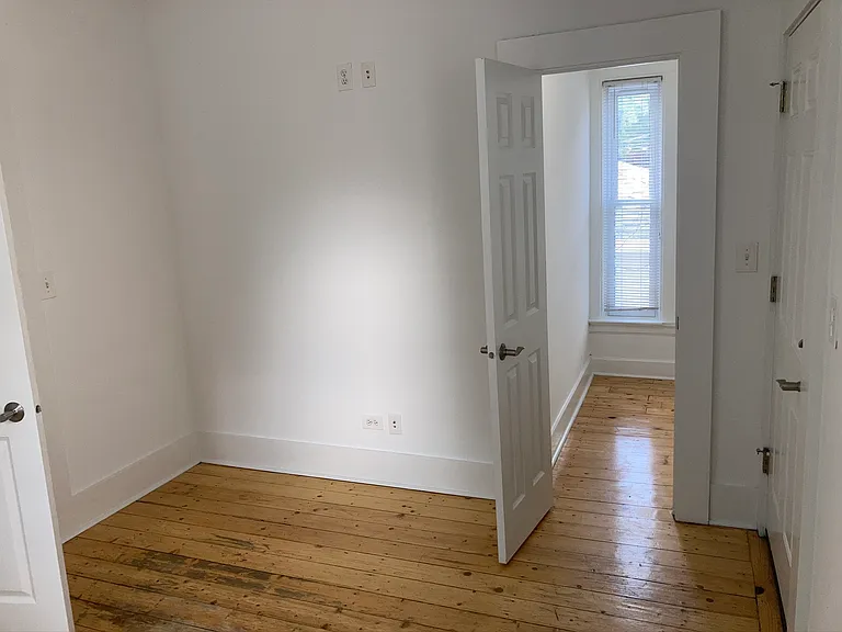 2941 N Racine Ave #COACH HOUSE — Photo 14