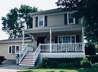 305 S Main St, Annawan, IL 61234